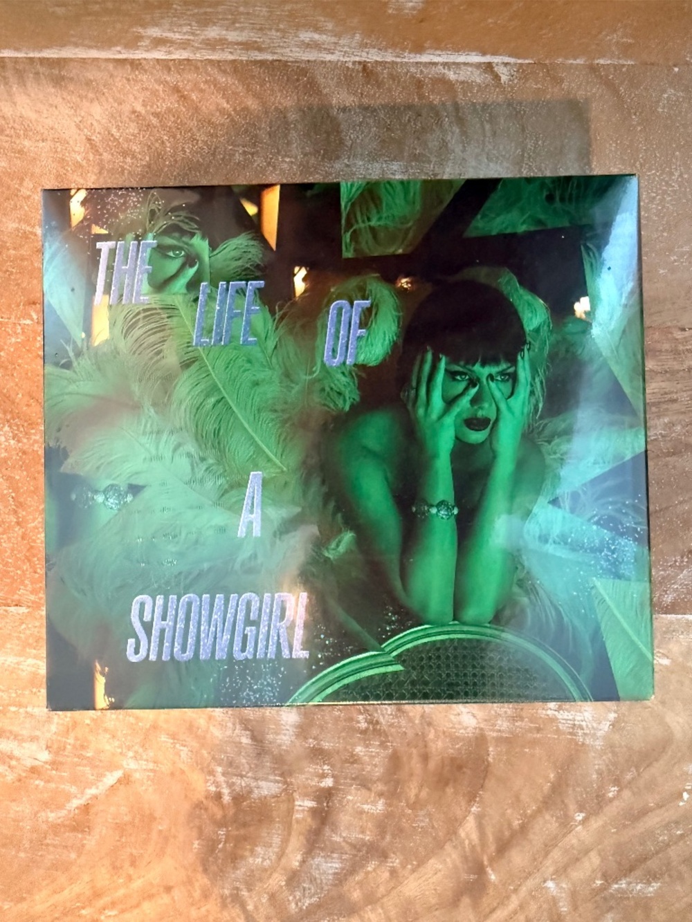 Taylor Swift The Life of a Showgirl It’s Rapturous Deluxe CD + Necklace NEW Seal